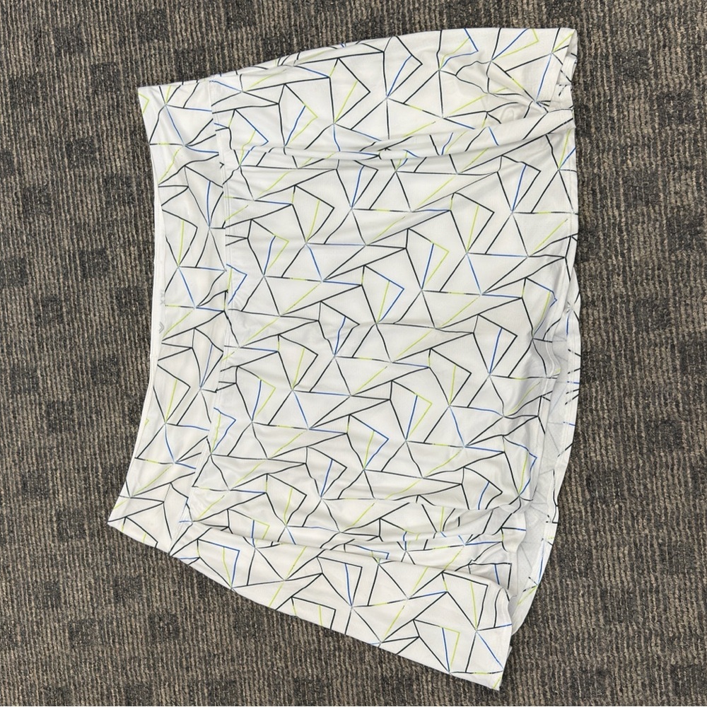 Xersion White Skort white Xersion athletic skort with a geometric pattern. Xxl - Picture 4 of 8